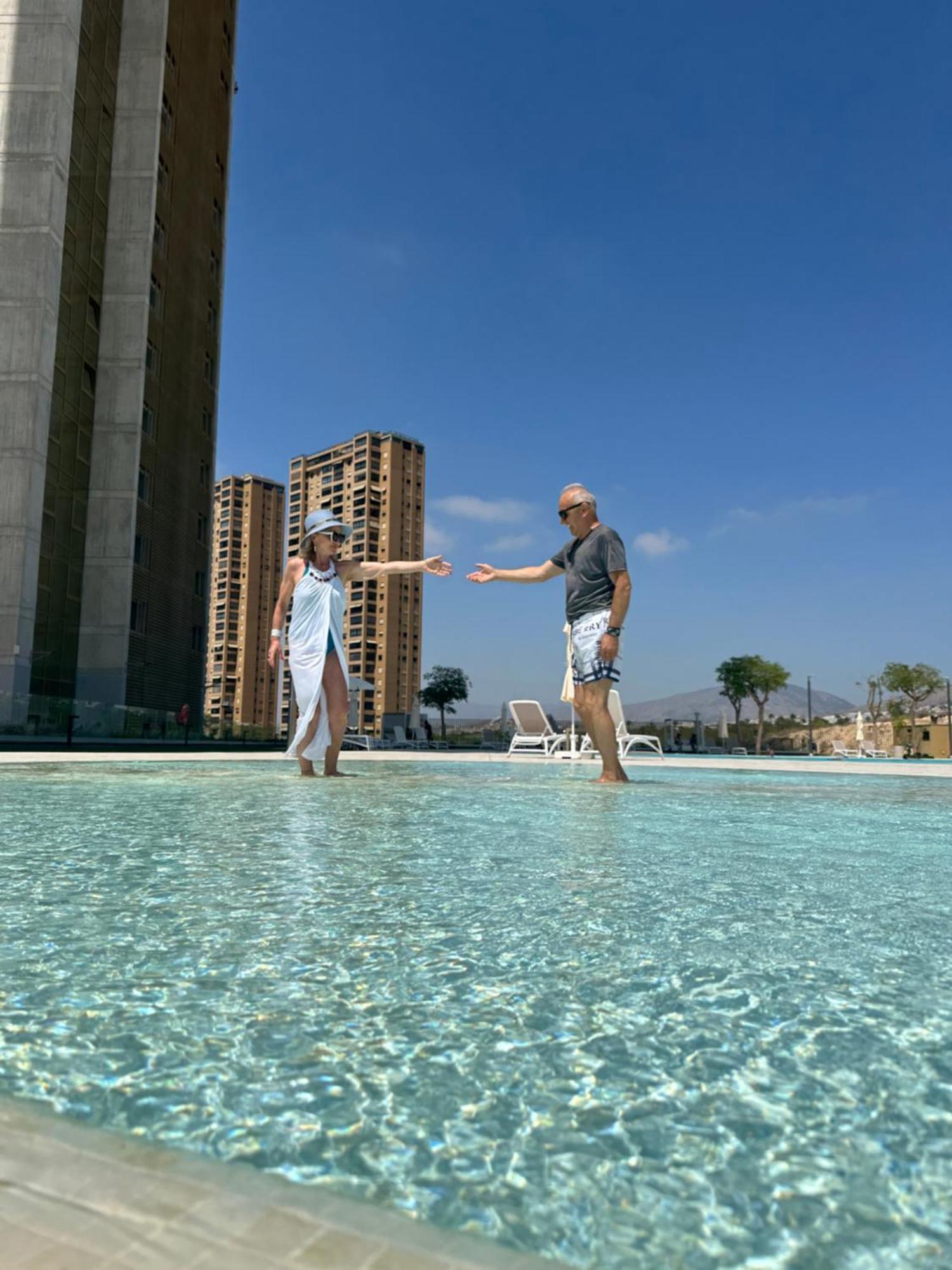 Intempo Sky Luxury Apartment 26 Floor Seaview Benidorm Exterior photo