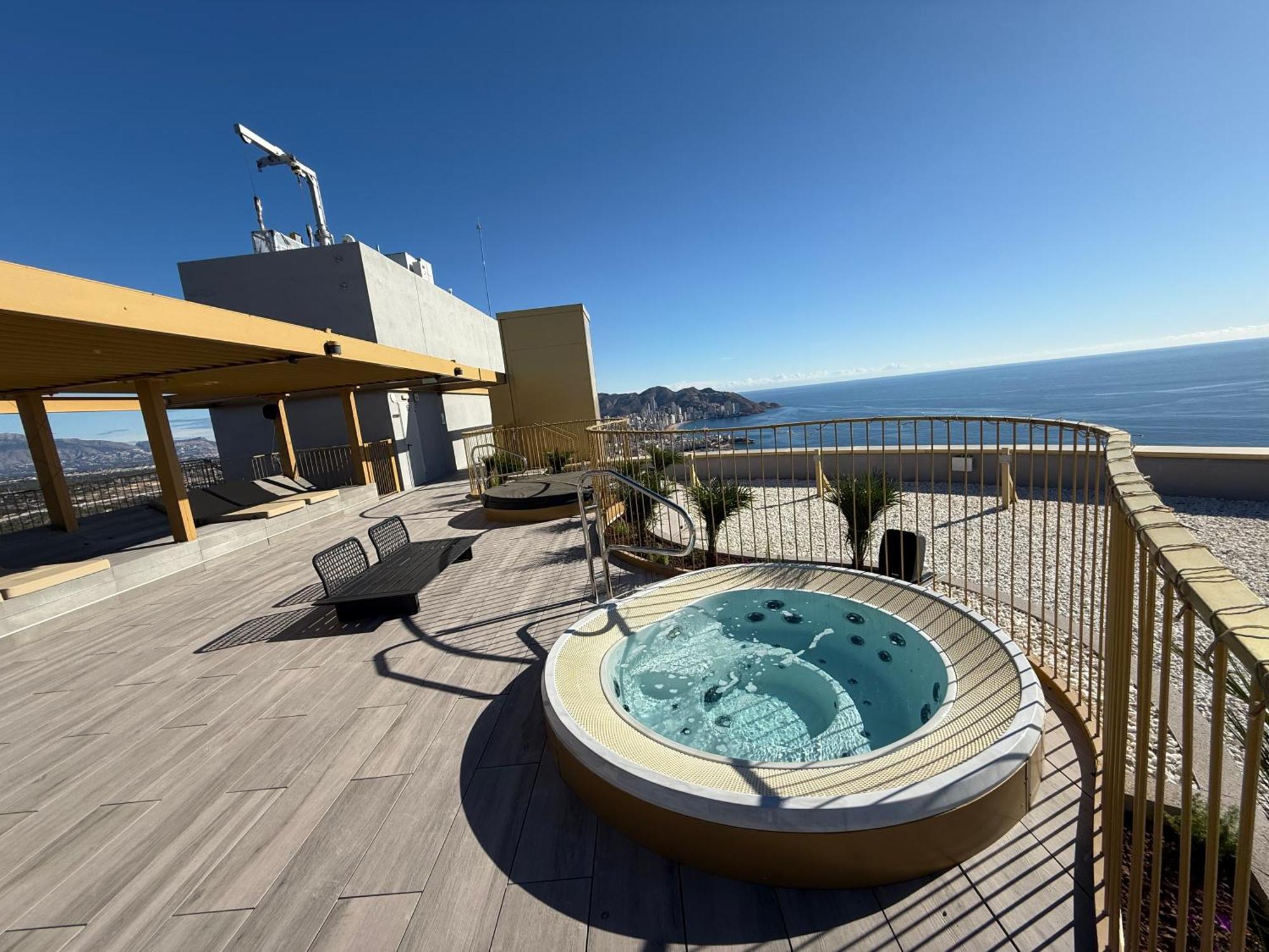Intempo Sky Luxury Apartment 26 Floor Seaview Benidorm Exterior photo