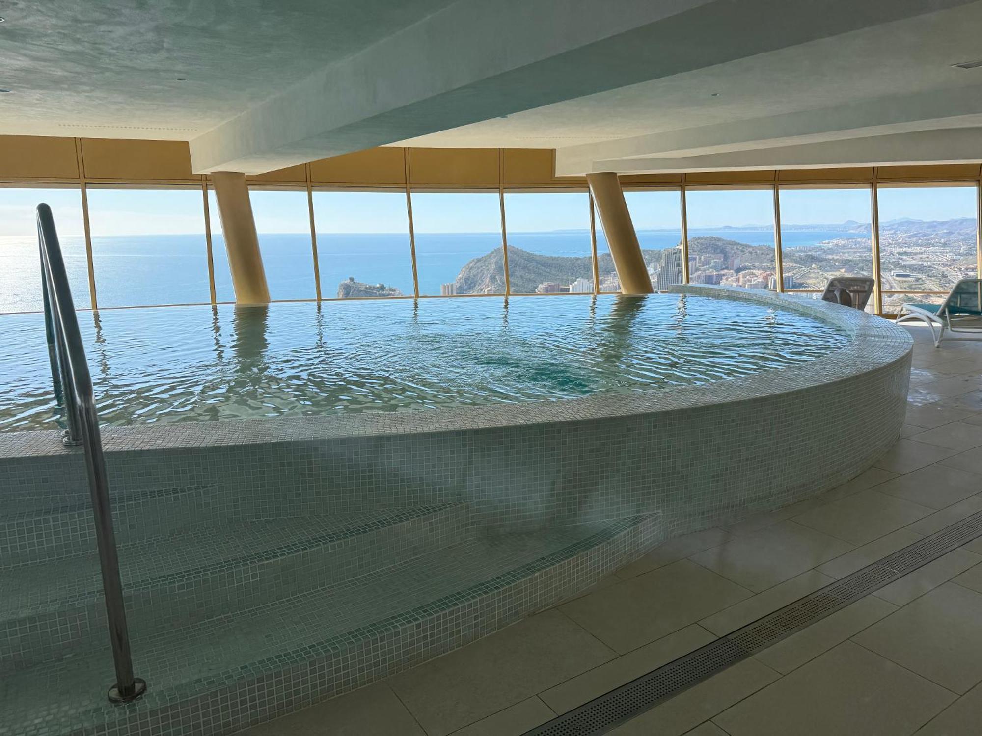 Intempo Sky Luxury Apartment 26 Floor Seaview Benidorm Exterior photo