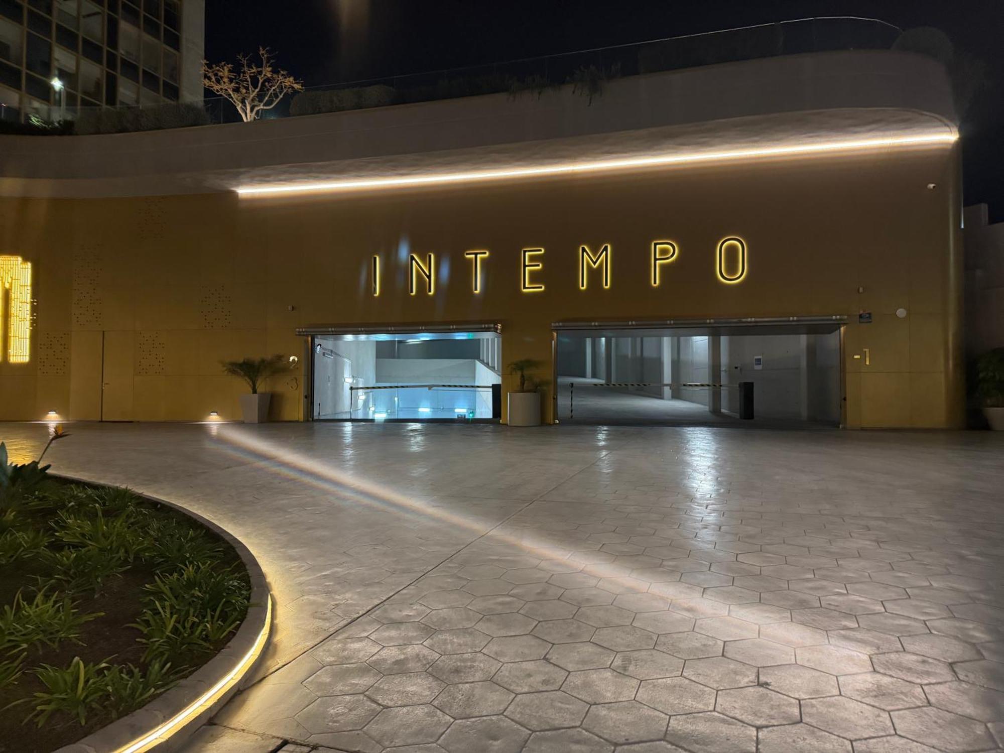 Intempo Sky Luxury Apartment 26 Floor Seaview Benidorm Exterior photo